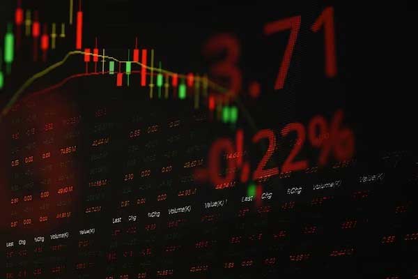 冷艺婕：2.10黄金晚间回撤就接多 原油同步多